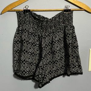 🦋Comfy patterned shorts🦋